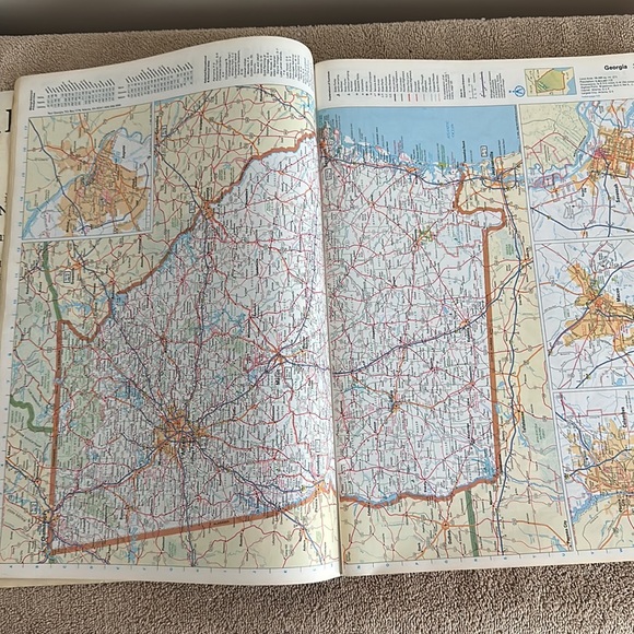 Vintage Rand McNally Road Atlases & State Road Maps - Picture 3 of 11
